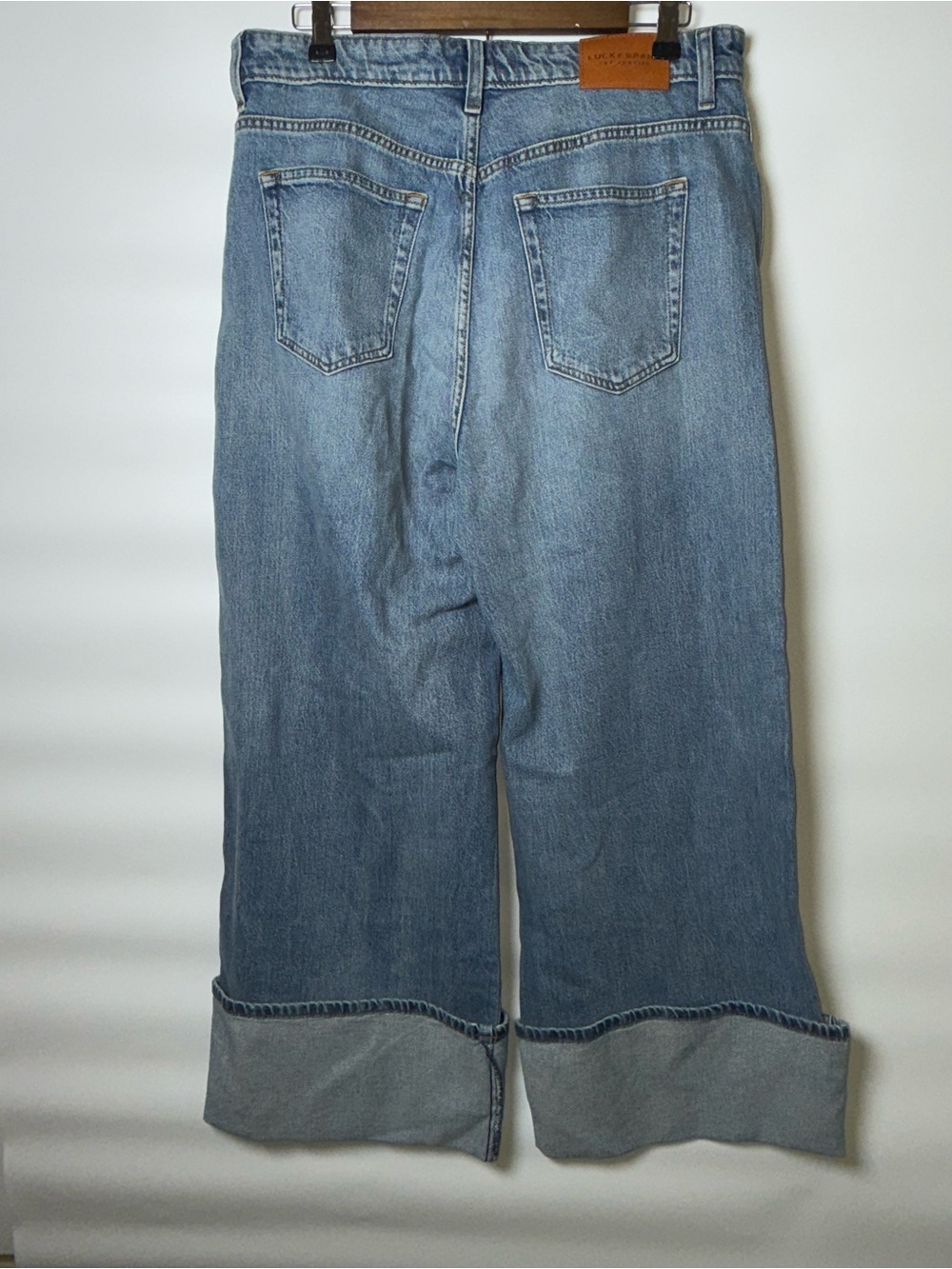 Lucky Brand High Rise Wide Leg Cuffed Jeans Blue Denim Size 14/32 Coastal Boho - Picture 7 of 12